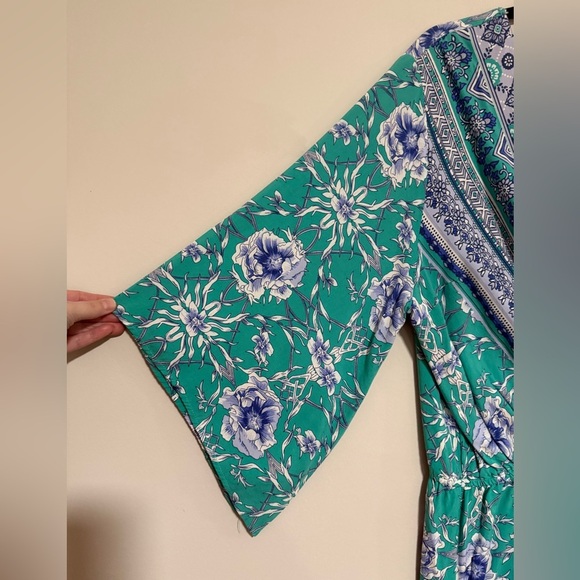 Umgee Plus Floral Green and Blue Romper Size 2X Coastal Cruise Beach Resort - Picture 3 of 7